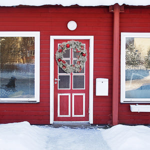 Artisasset Christmas Wreath Decorated With a Snow-White Effect Apple Gift Box